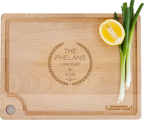 Maple Cutting Board - Leaf Monogram