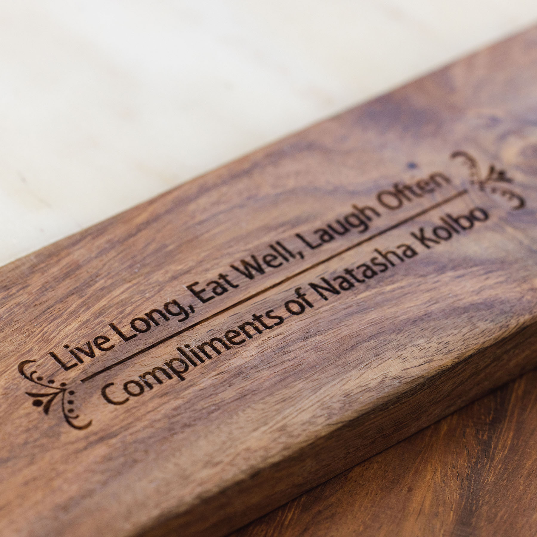 Italian Marble & Acacia Wood Cheese Board Closing Gift